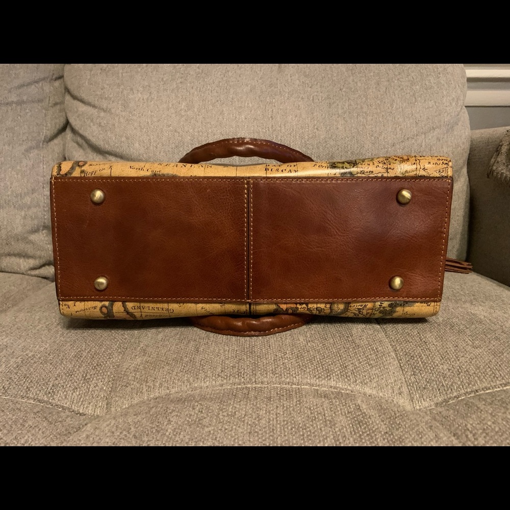NWT Patricia Nash Map Print Satchel with Brown Trim and Tassel - Picture 8 of 9
